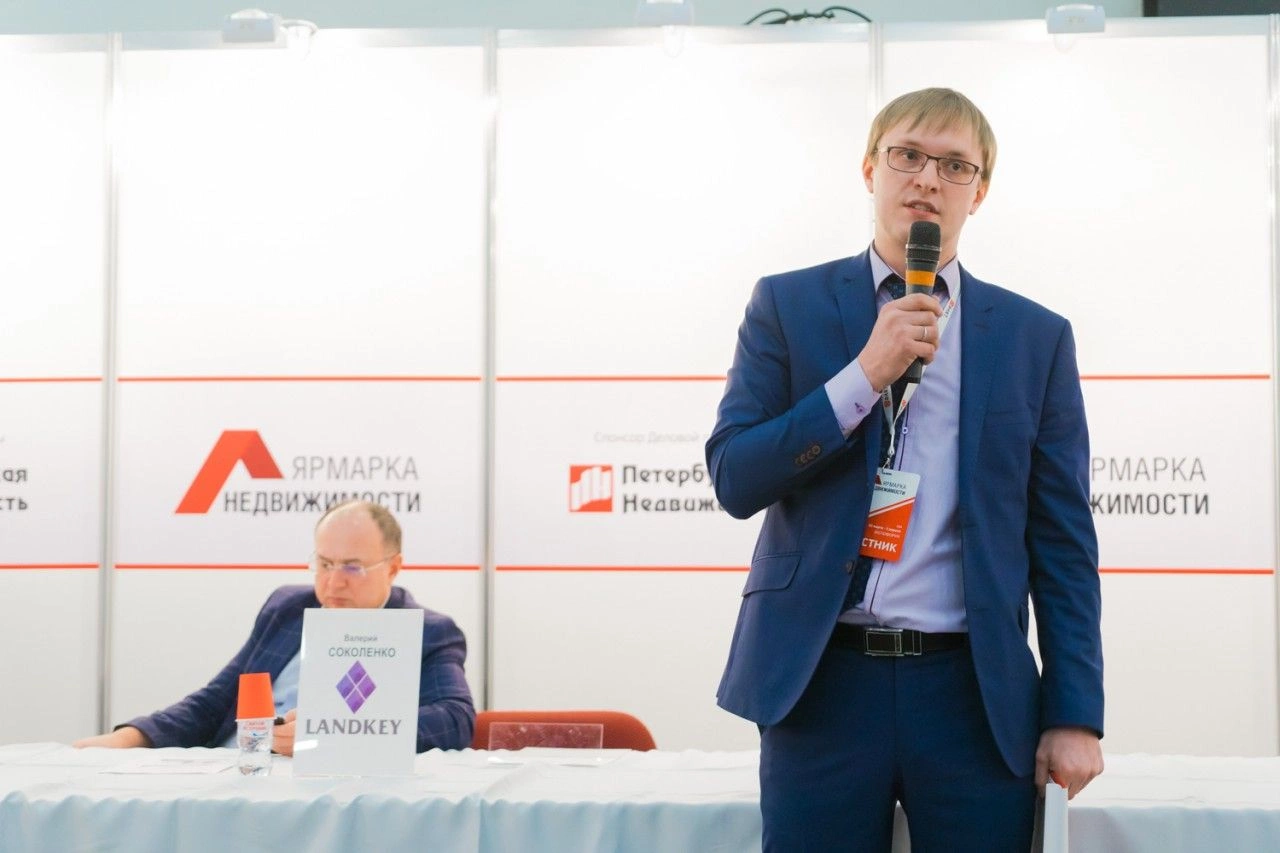 KEV03141.jpg Рабочие выходные, или "ФАКТ." на "Ярмарке недвижимости" ФАКТ. 2