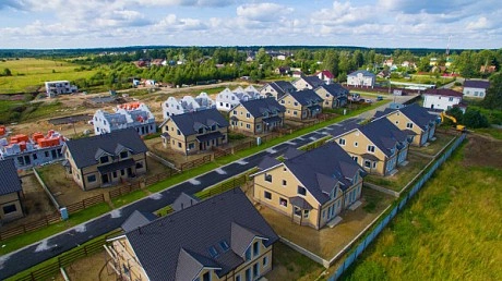 Март на загородном рынке