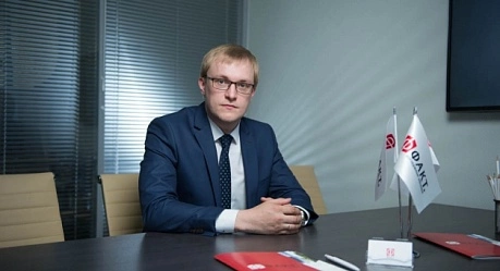 СЕРГЕЙ БАЛУЕВ: «ОПЫТ ЗАГОРОДНОЙ ЖИЗНИ ЕЩЕ ТОЛЬКО КОПИТСЯ»